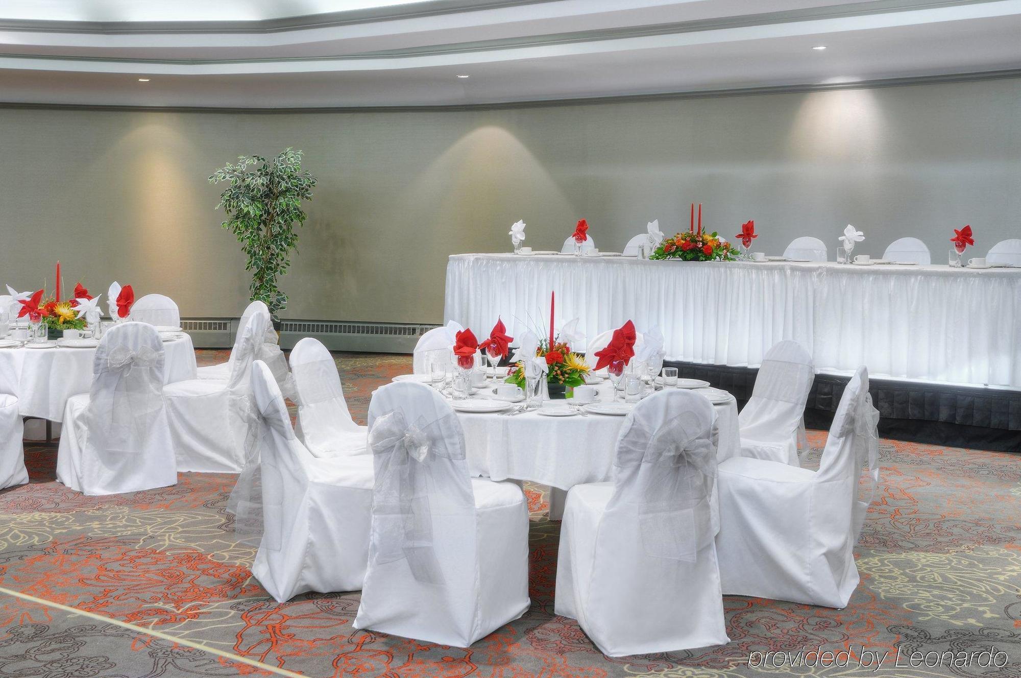 Holiday Inn Toronto Airport East By Ihg Servizi foto