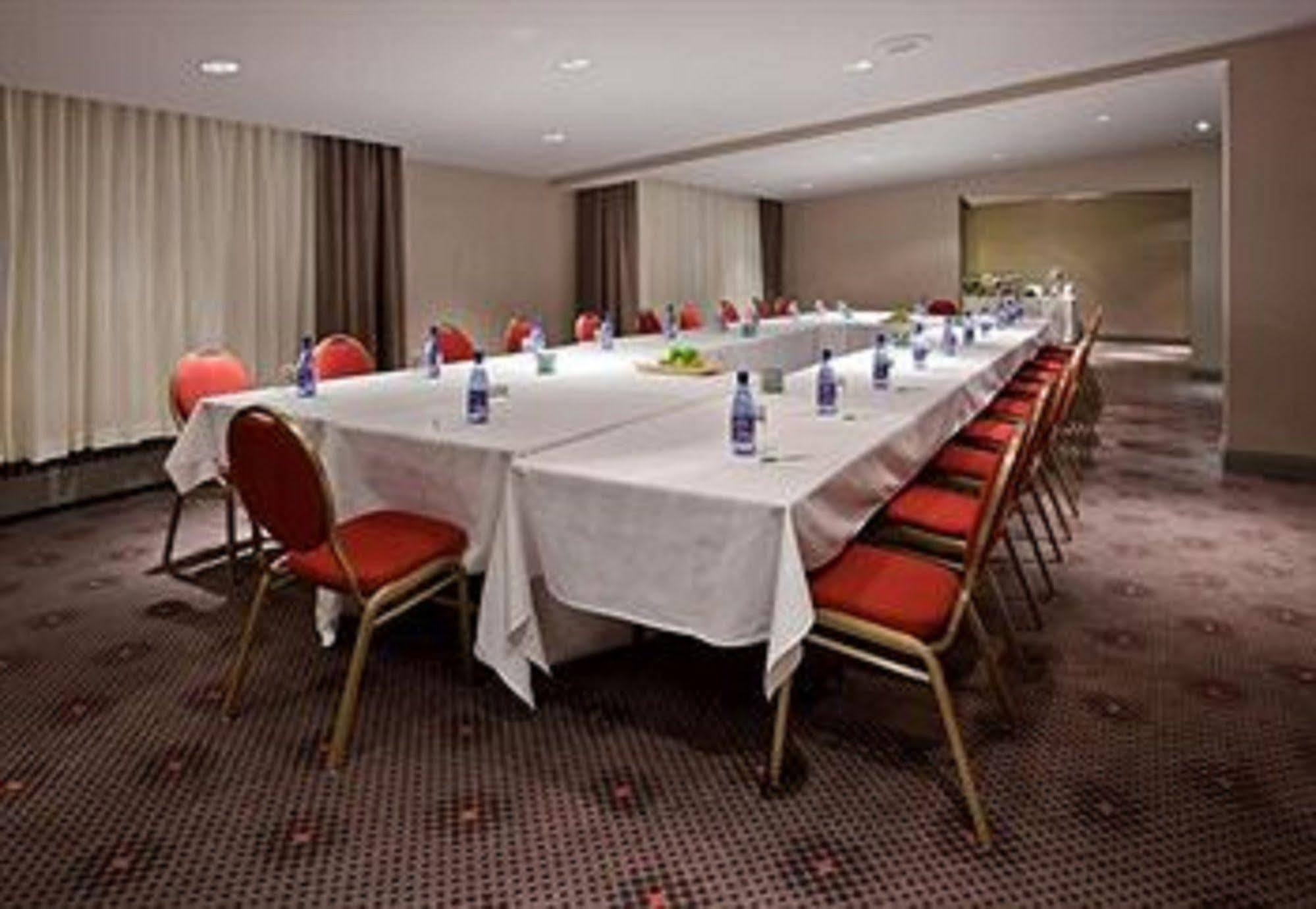Holiday Inn Toronto Airport East By Ihg Affari foto